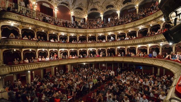 11.03 Cum vă place, de Shakespeare