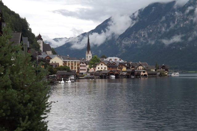 FOTO Hallstatt şi timpul se opreşte în loc! Călătorie într-un tarâm de poveste
