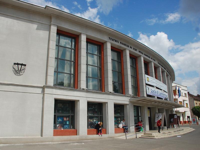 05.10 Cel care închide noaptea