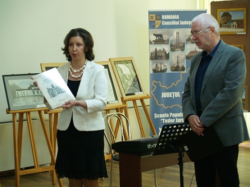 04.11 Expoziția de Arte Vizuale „Românesc”