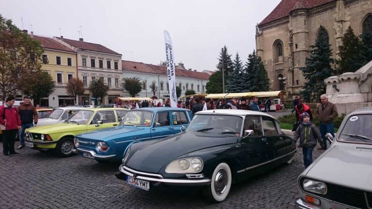 16.04 Parada auto: Retro Parada Primaverii