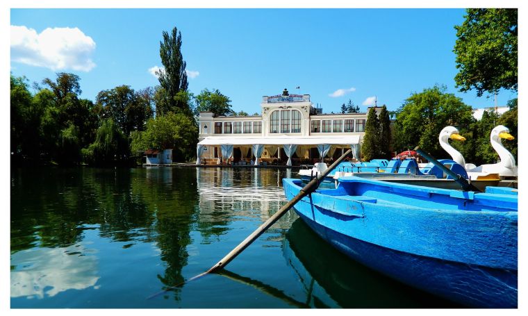 29.08 Plimbari cu barca – Lacul Chios