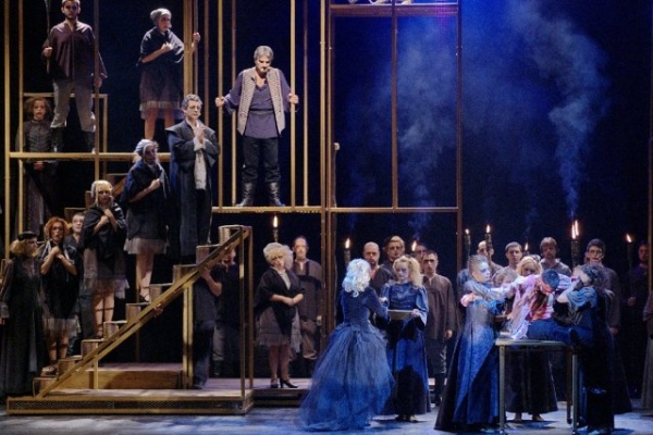 20.04 Spectacol de opera: PĂLĂRIA ALBASTRĂ