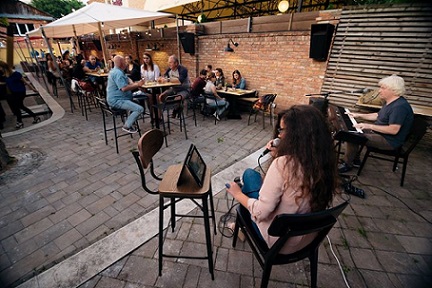 6.09 Concert: Blend Music Summer Nights