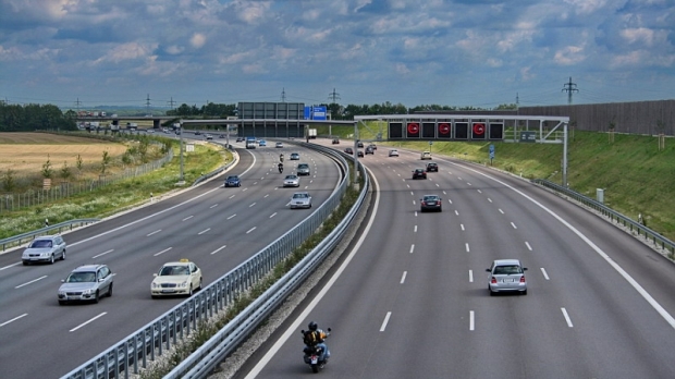 Ce facem cu autostrăzile? Şi cum putem transforma înapoierea într-o şansă istorică