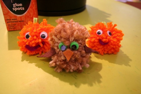 1.11 Atelier: Pompoane de Halloween