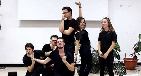 3.11 Improv show: Improbabilii