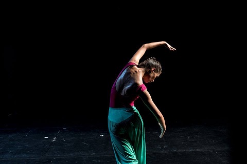 16.02 Spectacol de dans contemporan: Planet Dance