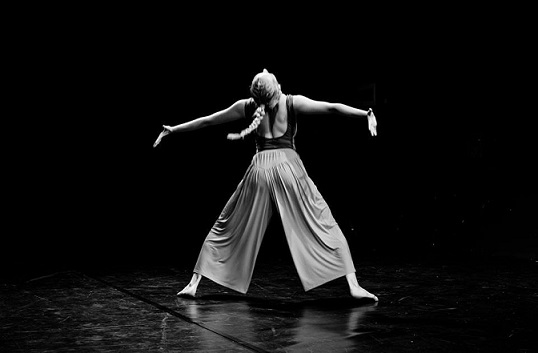 4.08 Atelier de dans contemporan