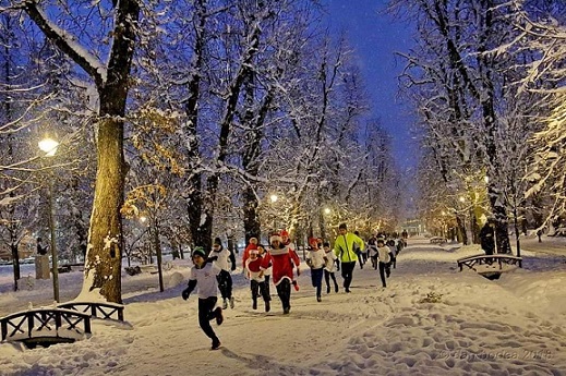18.12 Cros: Aleargă-l pe Moș Crăciun 2021