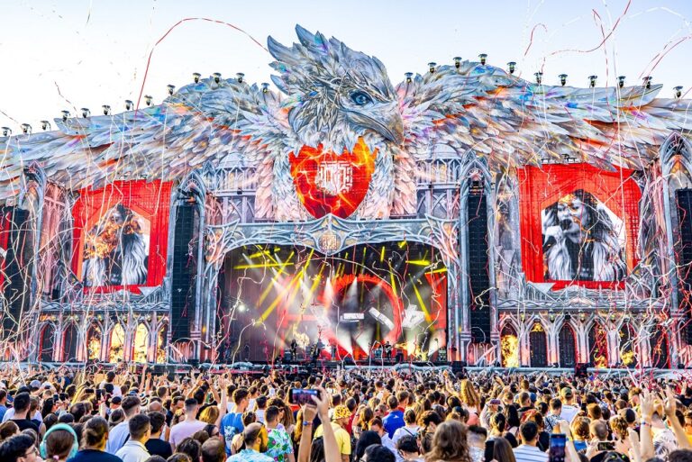 Record absolut la Untold!