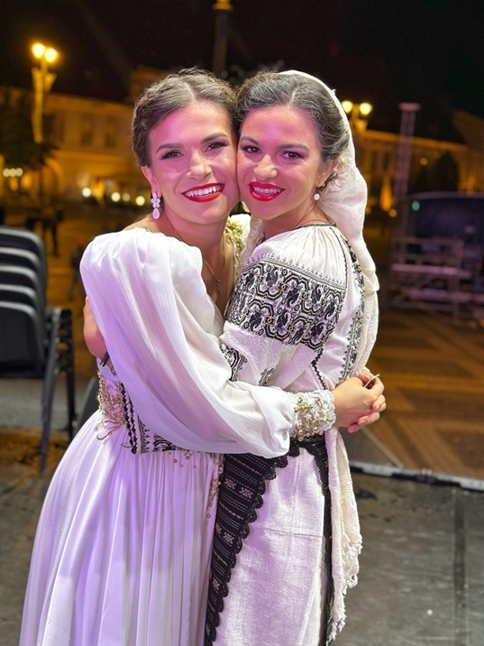 16.07 Spectacol: Tinerețe