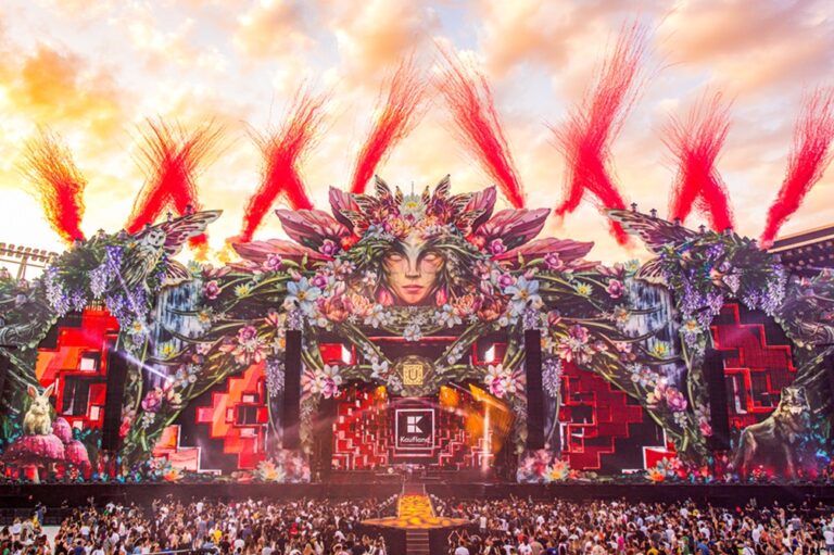 Peste 427.000 de participanți au trăit magia Untold 2024
