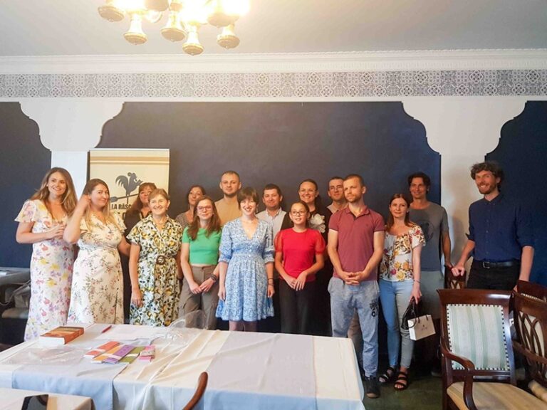 26.10 La răscruce de cărți